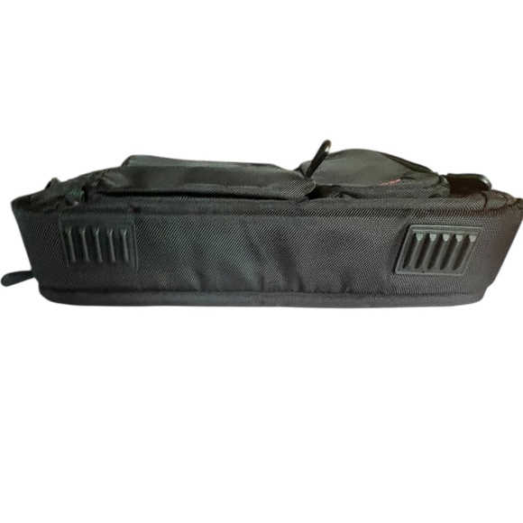 Mobile Edge Black Laptop Briefcase Shoulder Bag Padded 15-17" Computer Case Used - Picture 5 of 9